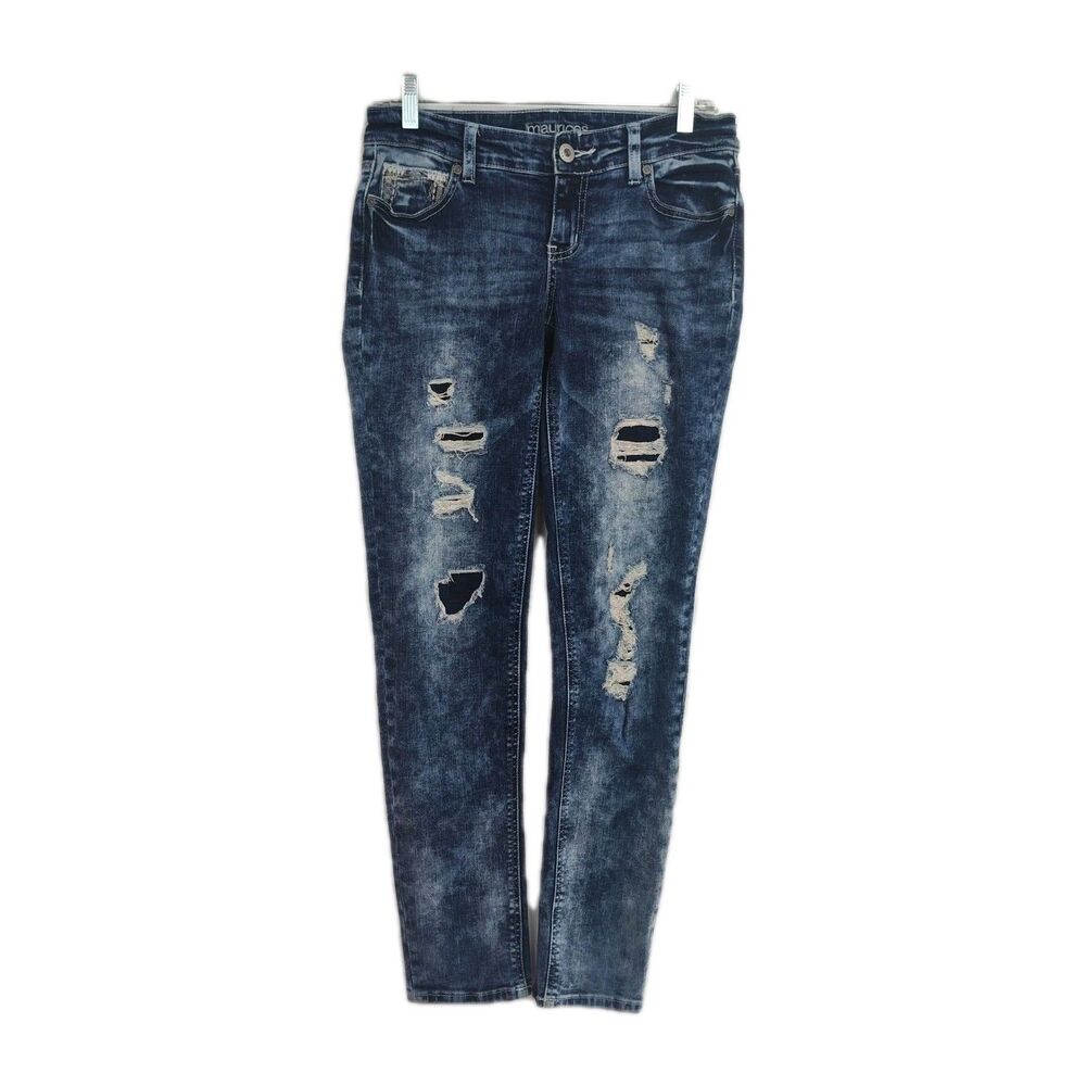 Maurices Skinny Jeans Women's 3/4 Blue Distressed Embroidered Pockets